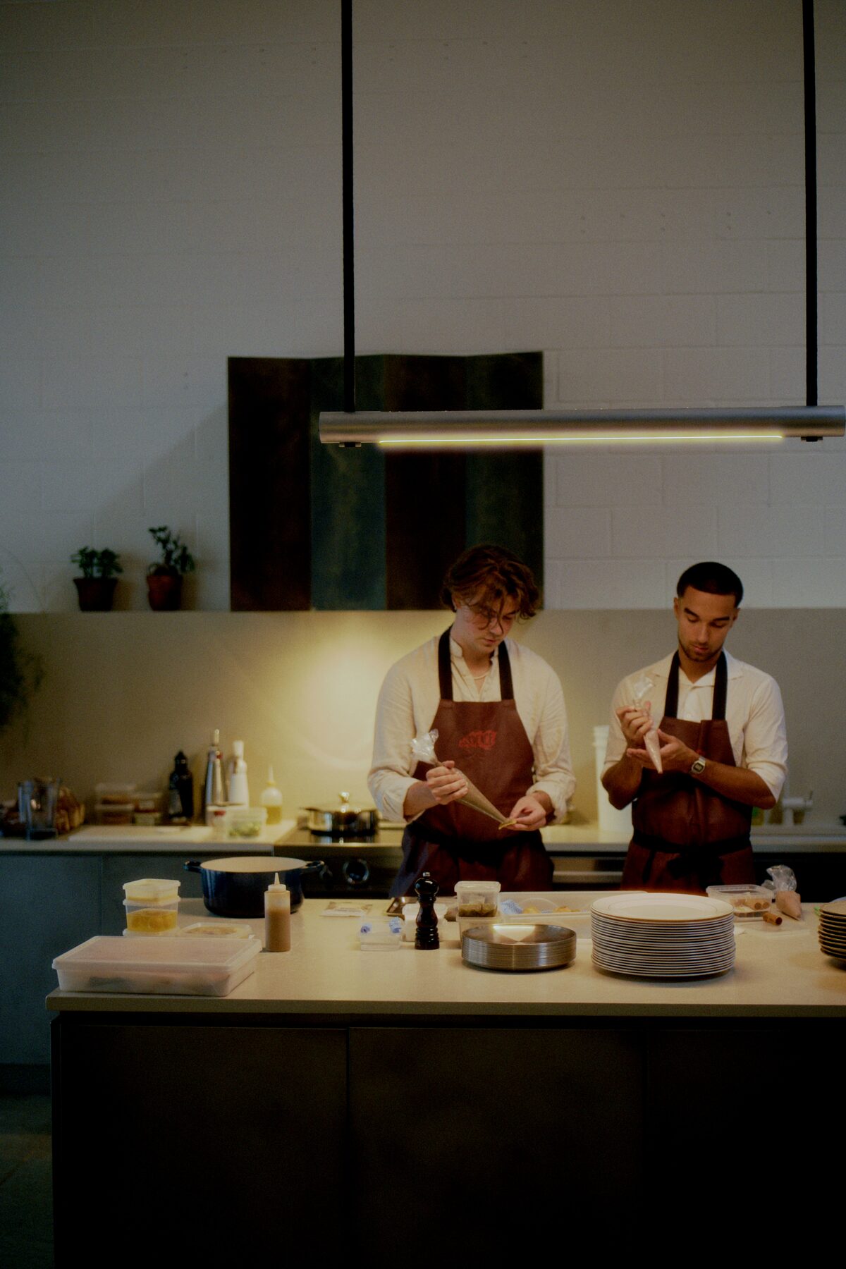 Préparation en cuisine avant le service